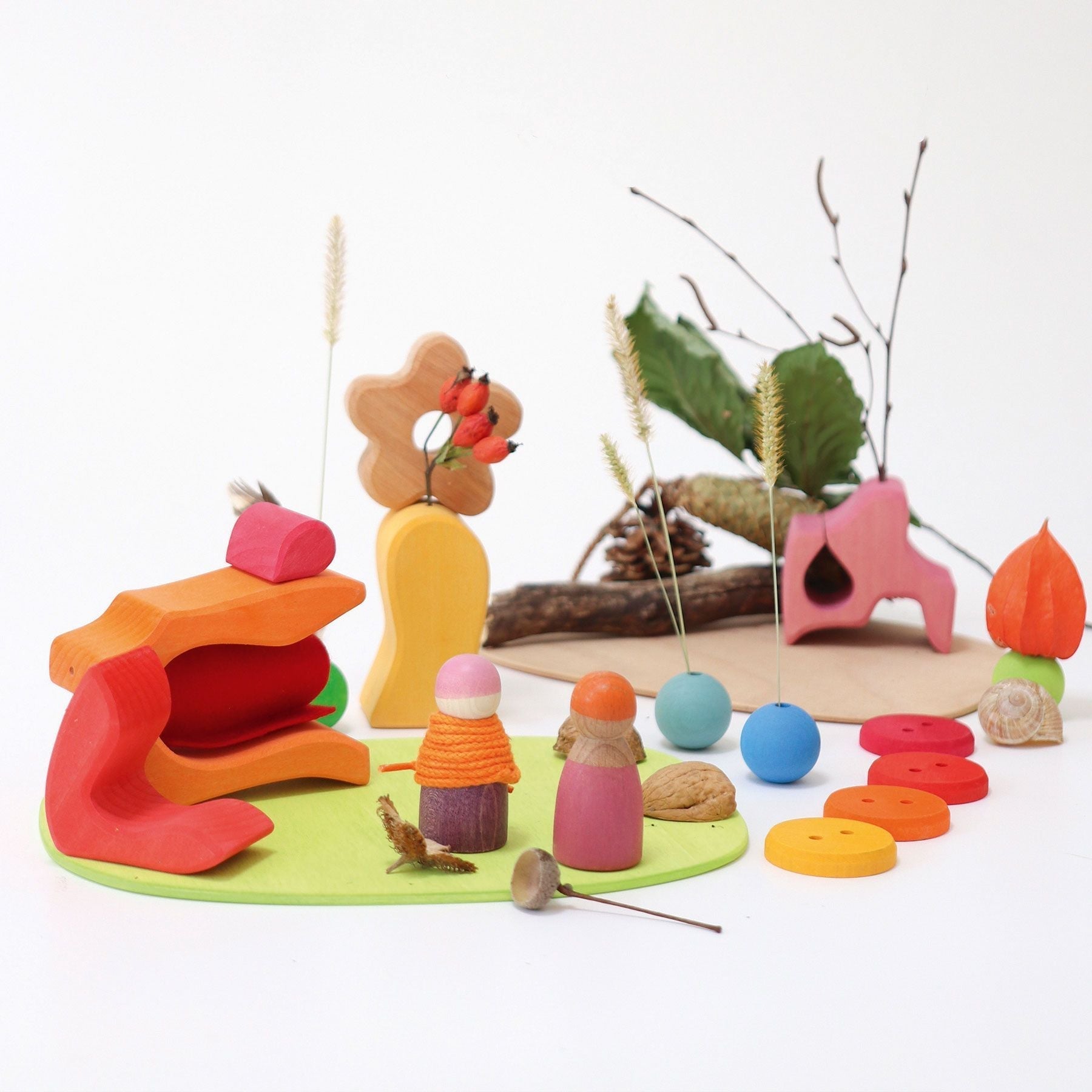 GRIMM'S Small World Play Down in the Meadows (*)